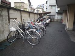 足立区伊興3丁目